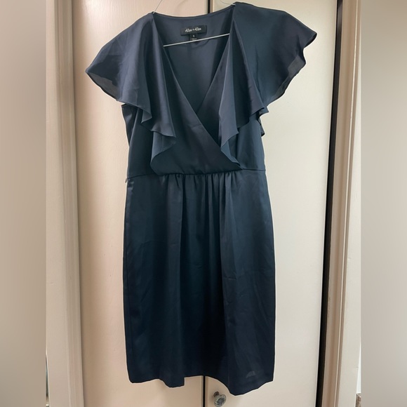Alex + Alex navy blue mini dress size 6 short cap sleeves side zipper ruffles - Picture 3 of 13